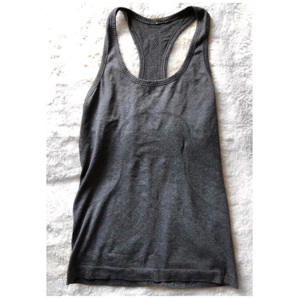 Lululemon racerback tank size 6